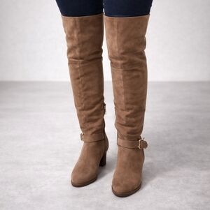 Womens Suede Knee High Boots Taupe Size 8 & 7.5  M warm fabric inside